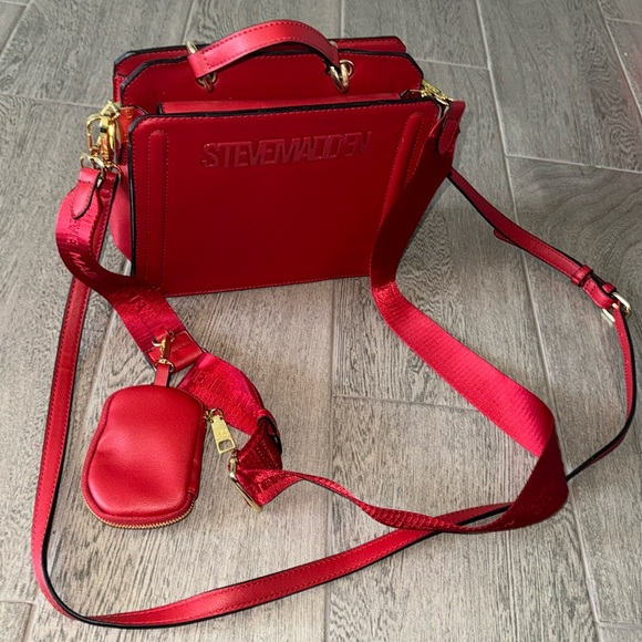 Steve Madden Handbags - steve madden red purse